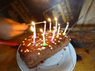 Anniversaire de Chatounette et départ des Chouchous et des Darons