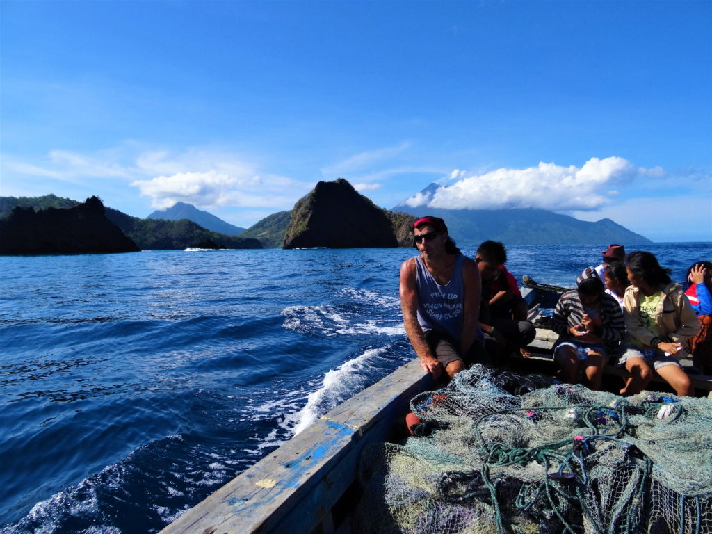 De Balirangen à Mahoro en bateau, Pulau Siau