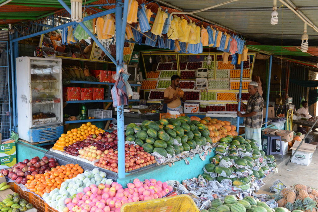 stand de fruits et légumes à valaichenai