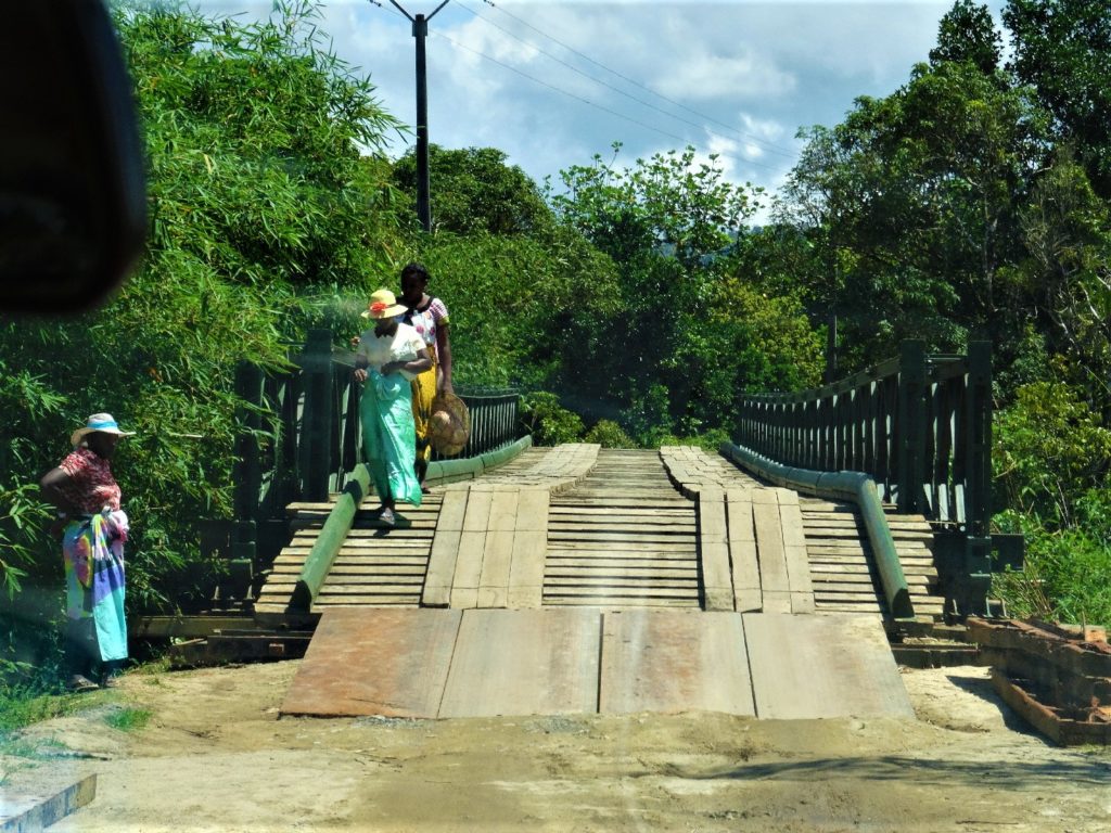pont de maroantsetra