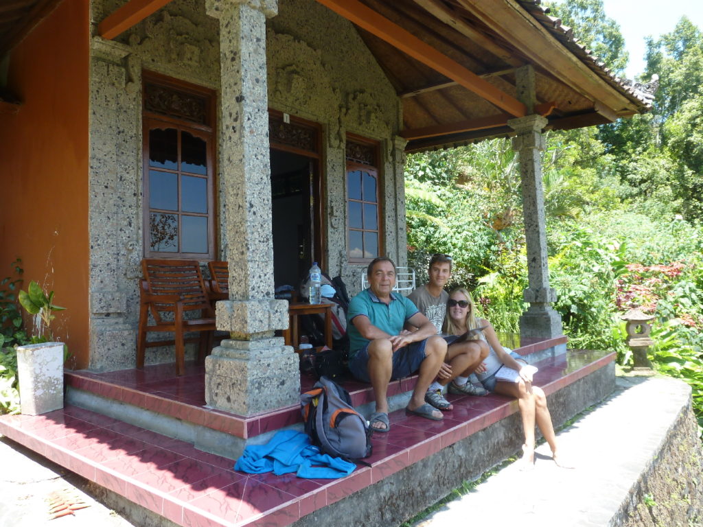 Sur la terrasse de notre logement à Munduk