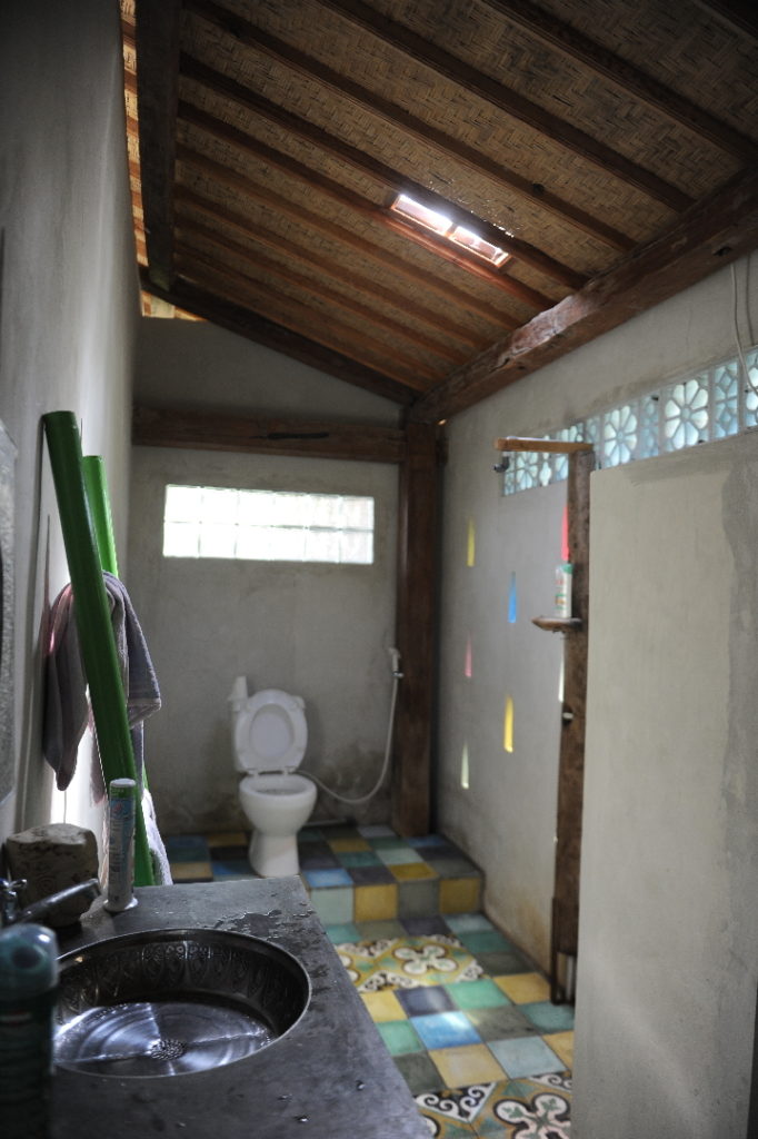 Maison dans les rizières à Balian Beach, salle de bain