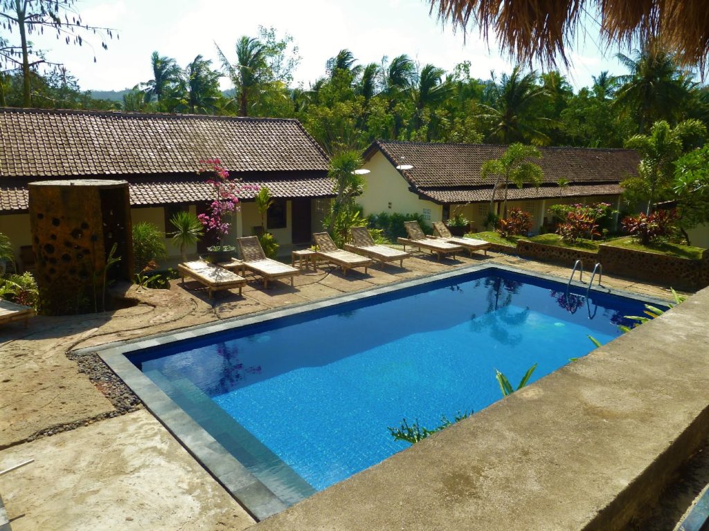 la piscine de notre logement à kuta lombok
