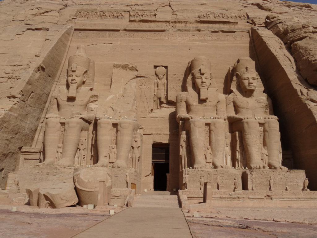temple d'abou simbel dédié à ramses II