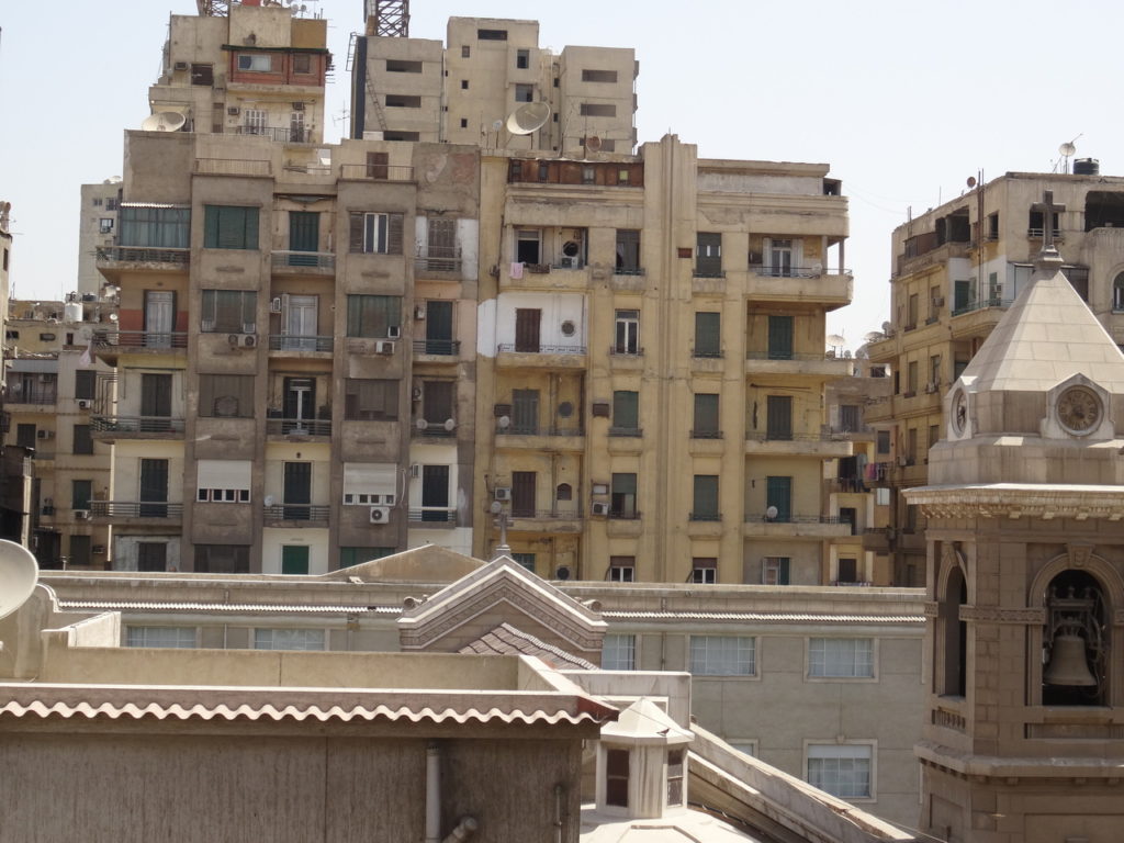 vue depuis la terrasse de notre hotel du caire : nile crystal hotel