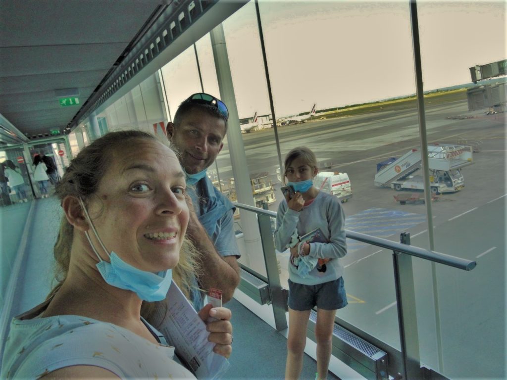 les 3 chatons près à embarquer pour l'egypte