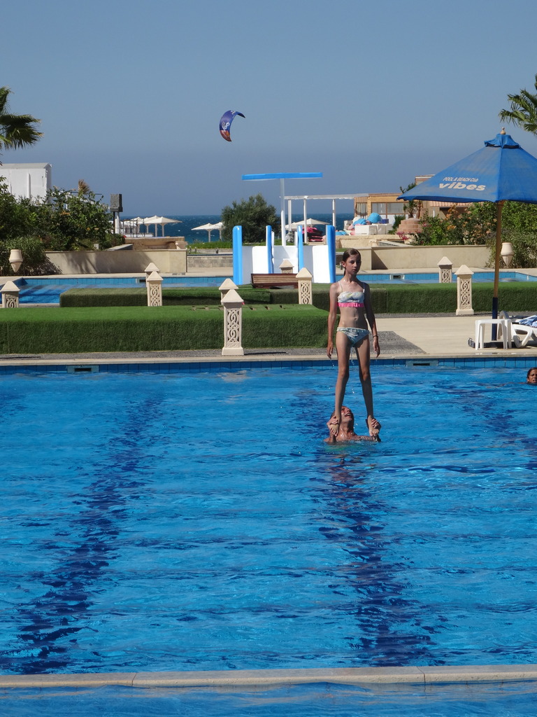 piscine de l'hôtel selena bay entre hurghada et el gouna sur les côtes de la mer rouge