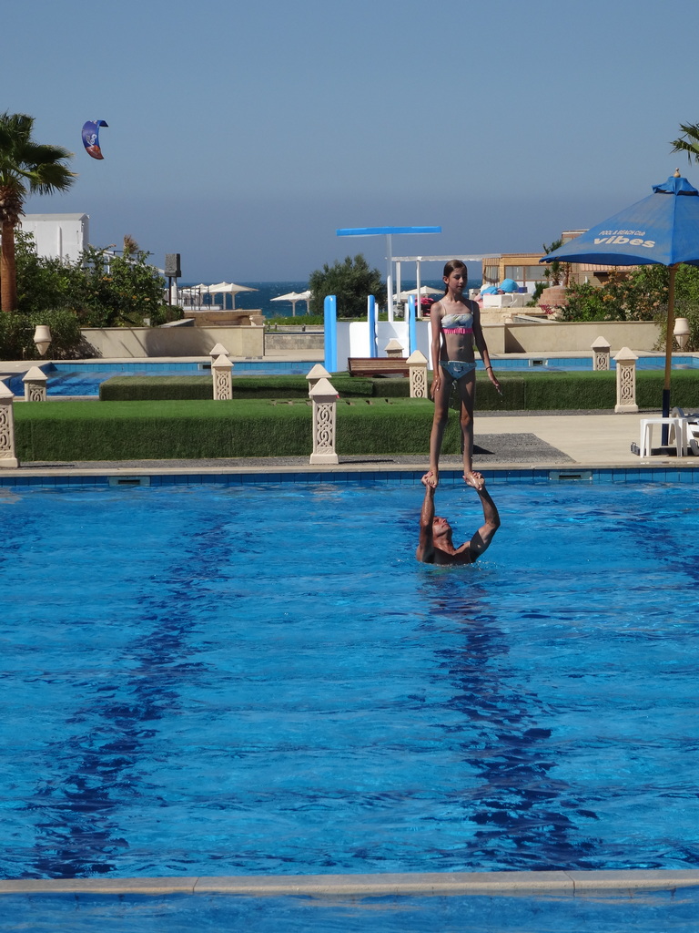 piscine de l'hôtel selena bay entre hurghada et el gouna sur les côtes de la mer rouge
