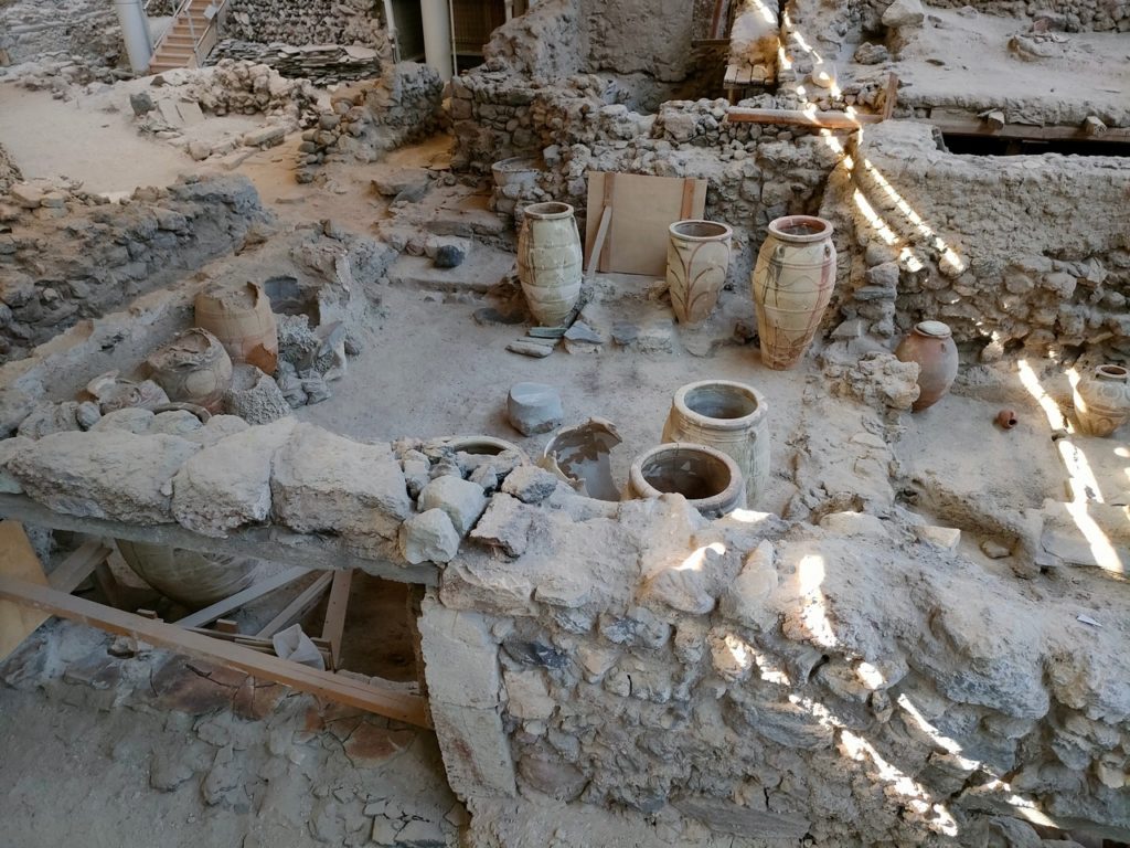 Tour de Santorin en voiture - site archéologique de Akrotiri