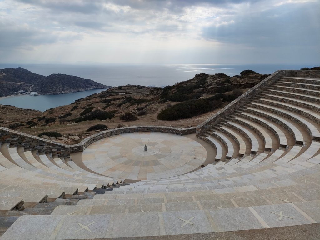 Amphithéâtre Odysseus Elitis, Ios, Cycaldes