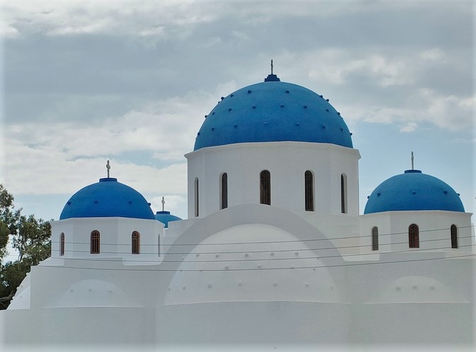 église de perissa, santorin, cyclades, grece