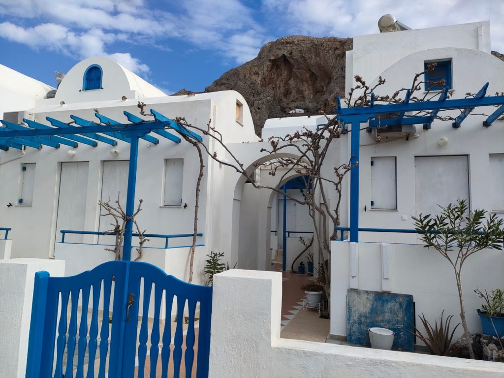 maison grecque perissa