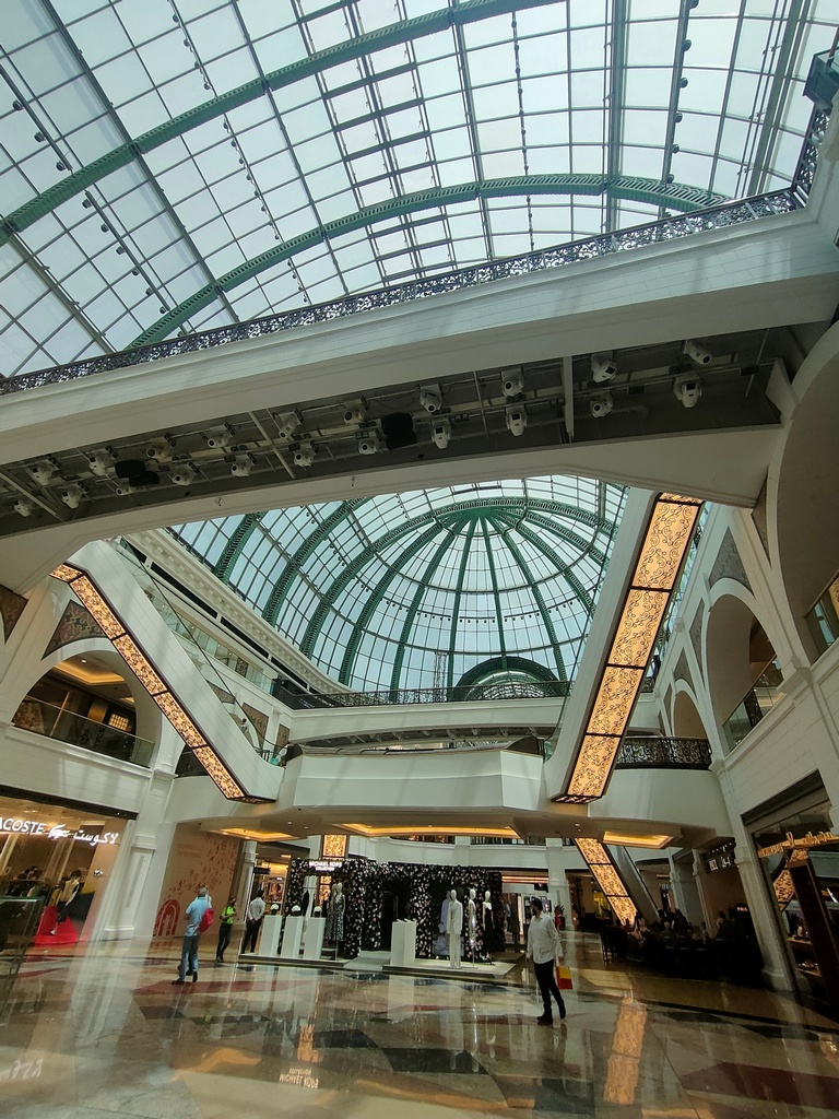 moe mall of the emirates dubai