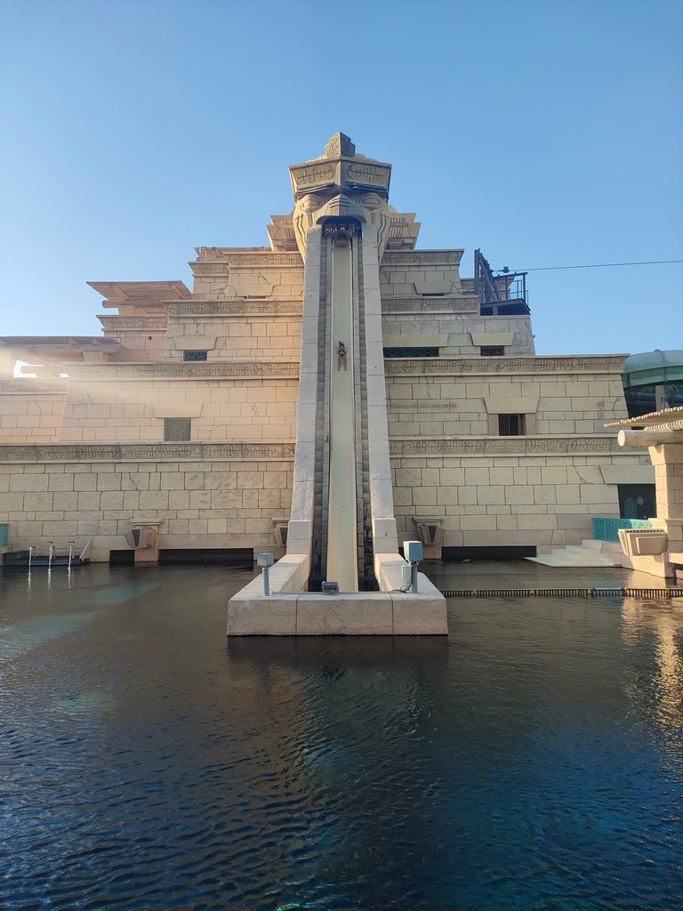 Toboggan Leap of Faith Atlantis dubai aquapark parc aquatique