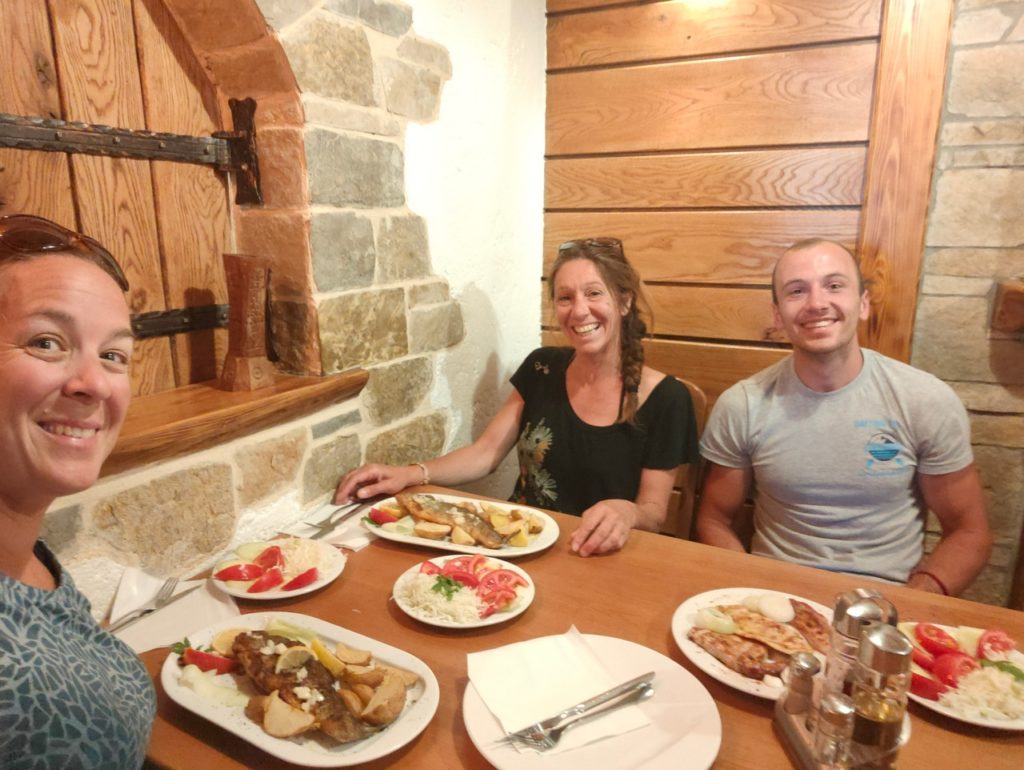 Restaurant 4 étoiles Pluzine après le canyoning