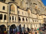 Monastère d'Ostrog