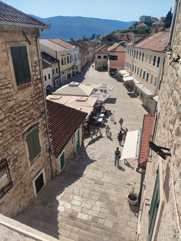 Visite de la vieille ville d'Herceg Novi, place